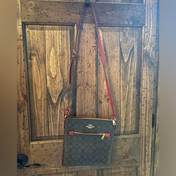 Coach Crossbody Bag - Picture 1 of 6